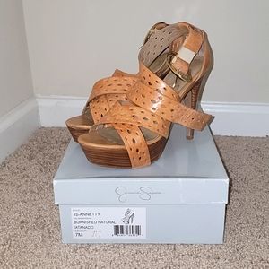 Jessica Simpson Annetty Pump Sz 7M